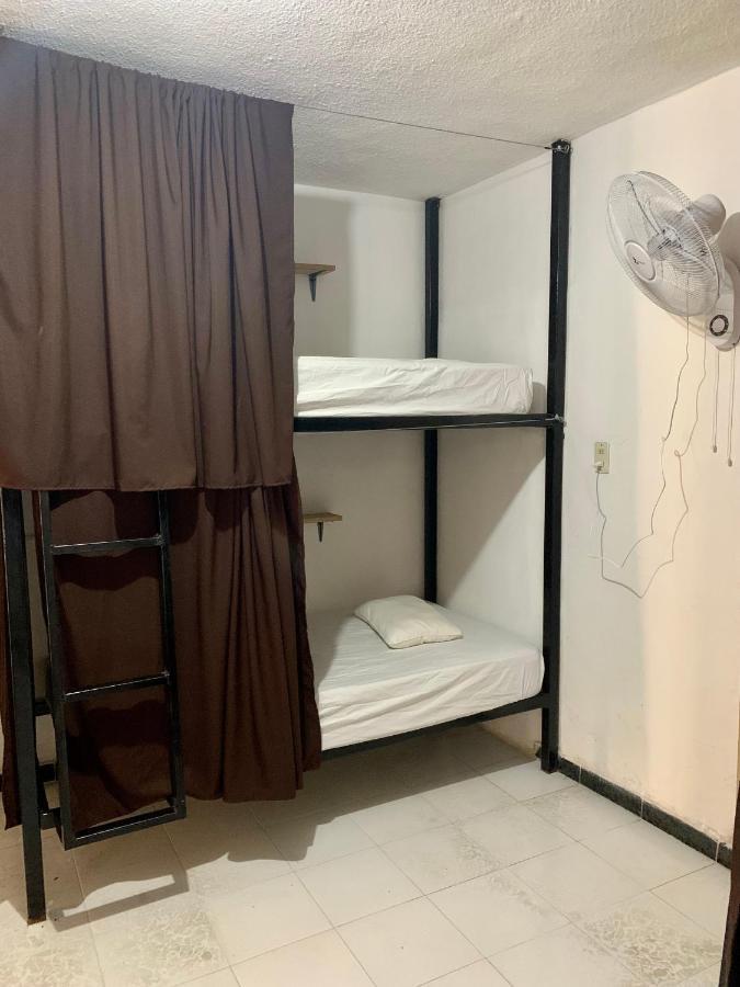 Spanglish Hostel Valladolid  Eksteriør bilde